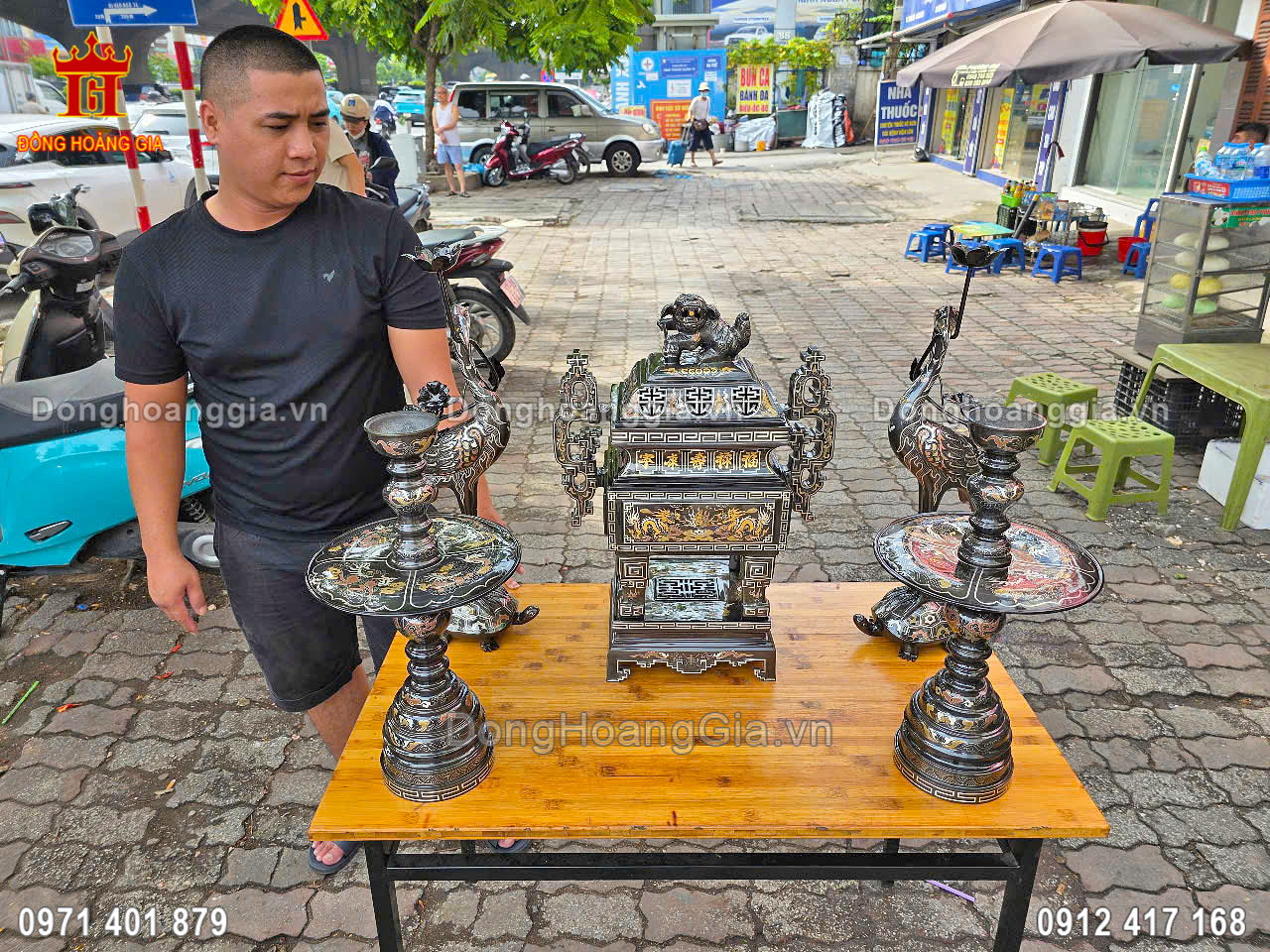 Bộ ngũ sự khảm ngũ sắc bao gồm 5 món